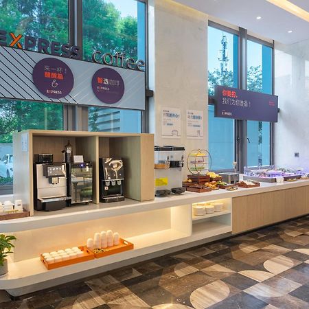 Holiday Inn Express Changfeng Park Shanghai Exterior foto