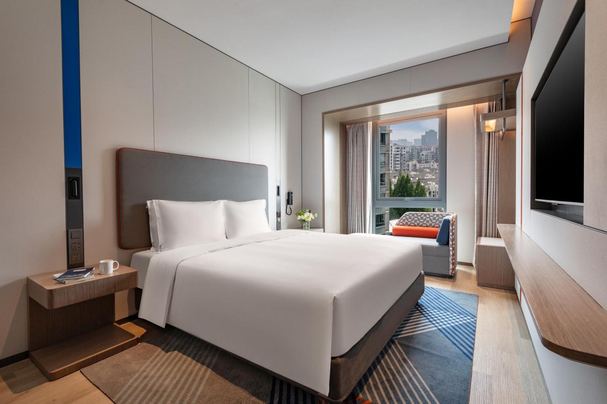 Holiday Inn Express Changfeng Park Shanghai Exterior foto